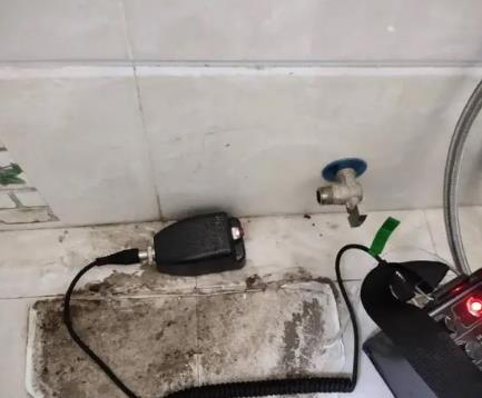 泰宁屋顶漏水维修公司分享下卫生间漏水的危害及解决方法